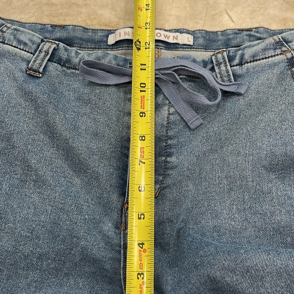 Tinseltown Ultra Wide Leg Cargo Jeans – Size Large | 32” Inseam - Picture 9 of 16